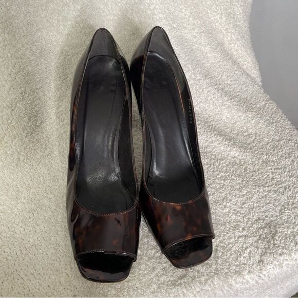 Stuart Weitzman Patent Leather Tortoise Peep Toe Heels Women’s Size 7.5N - Picture 2 of 9